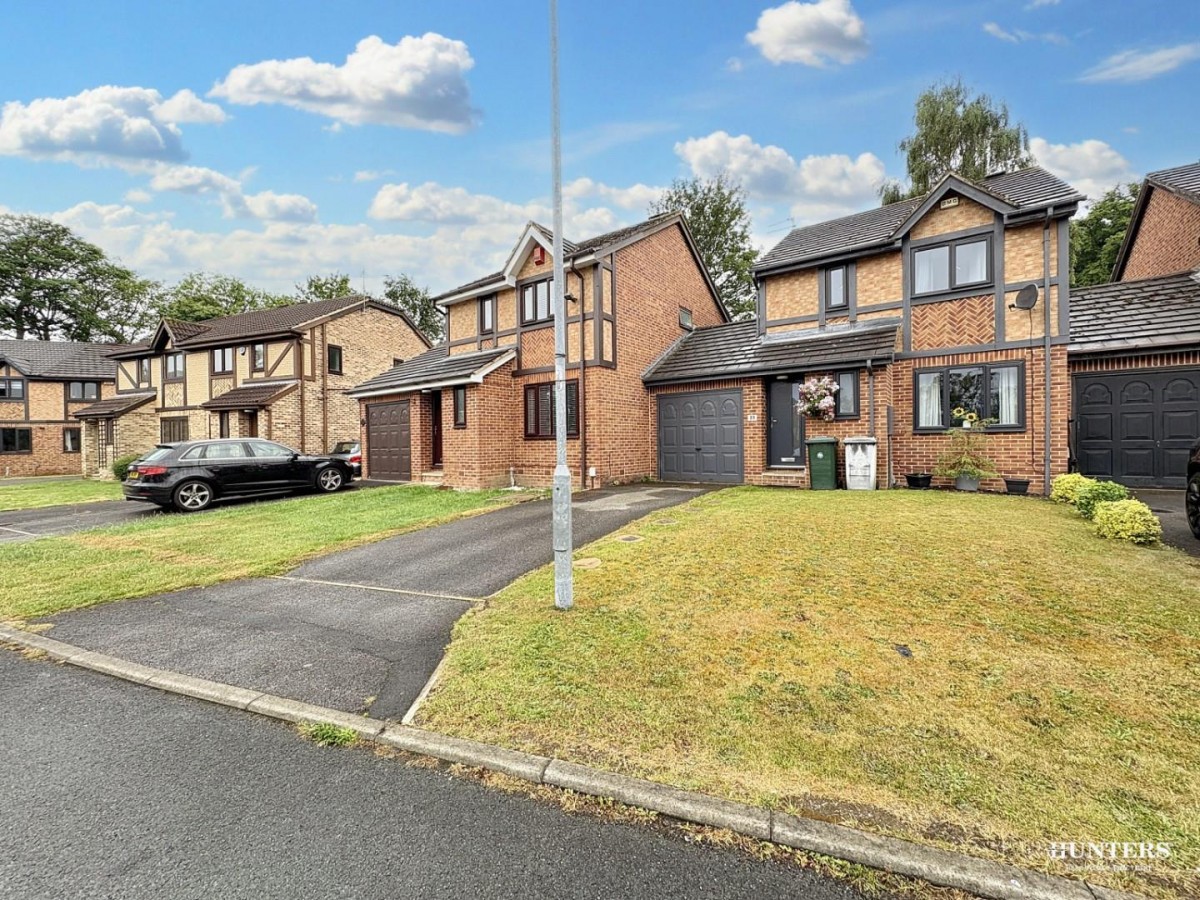 Aspen Grove, Dewsbury