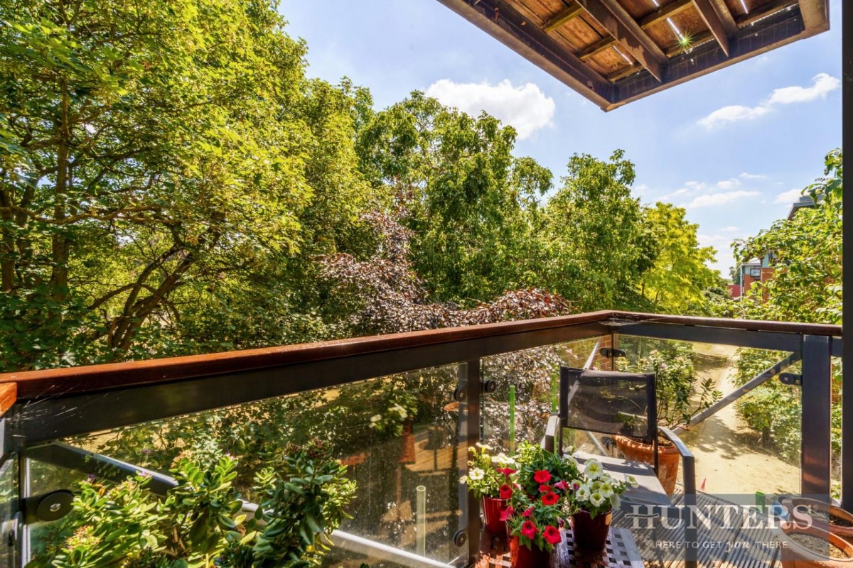 Union Lane, Isleworth