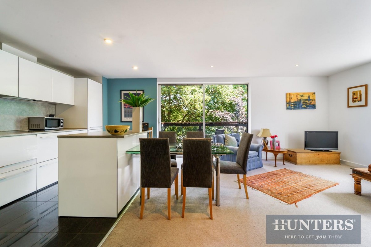 Union Lane, Isleworth