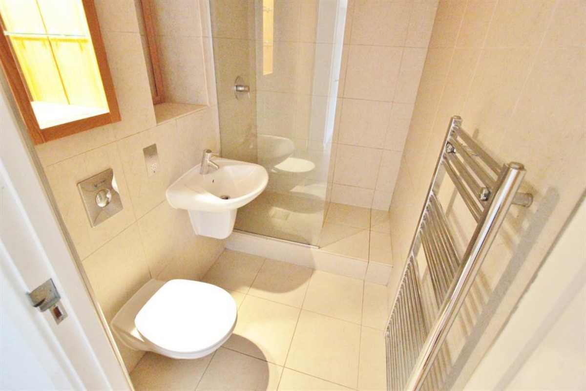 St. Marys Road, Sheffield, S2 4AU