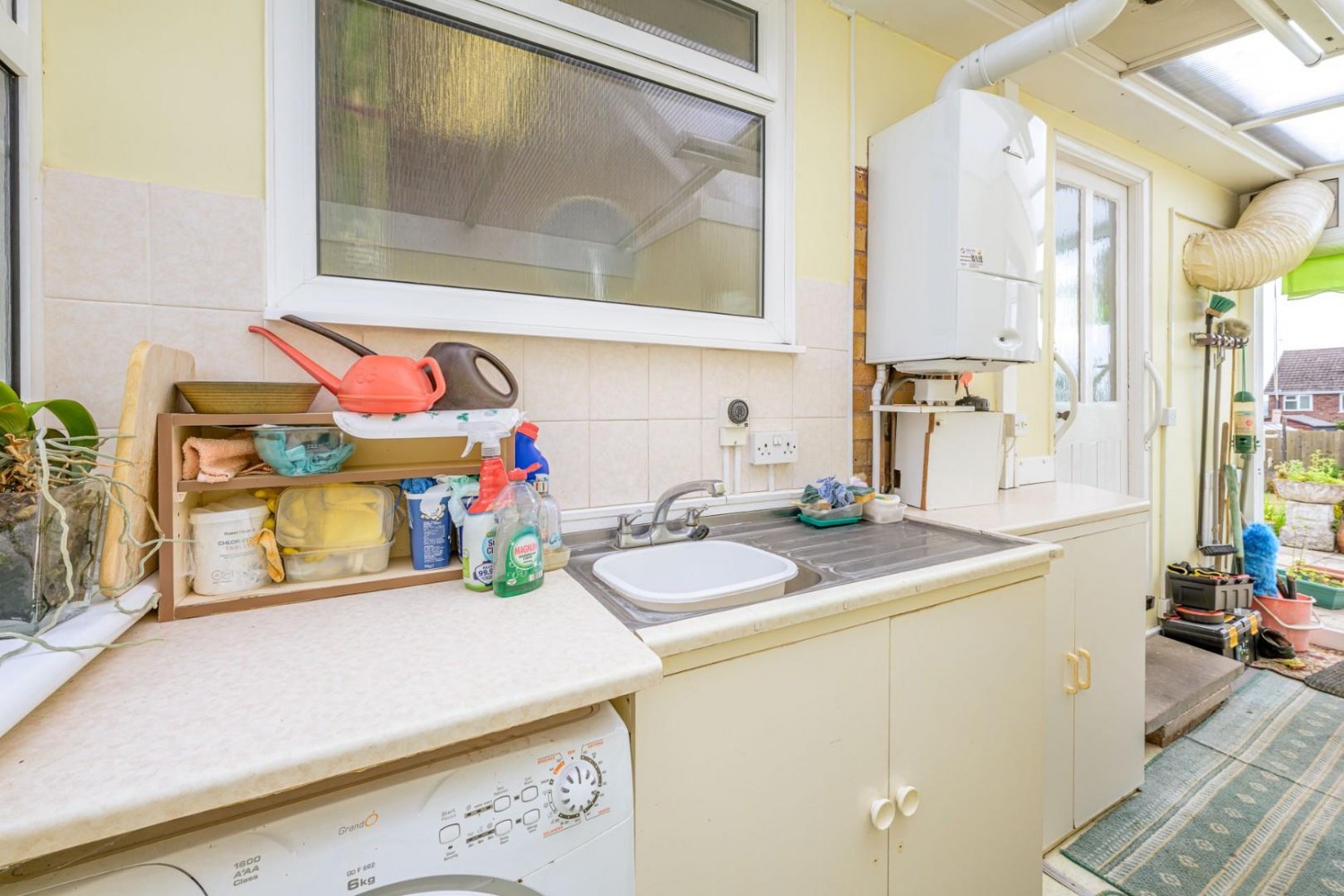 Sandyfields Road, Dudley