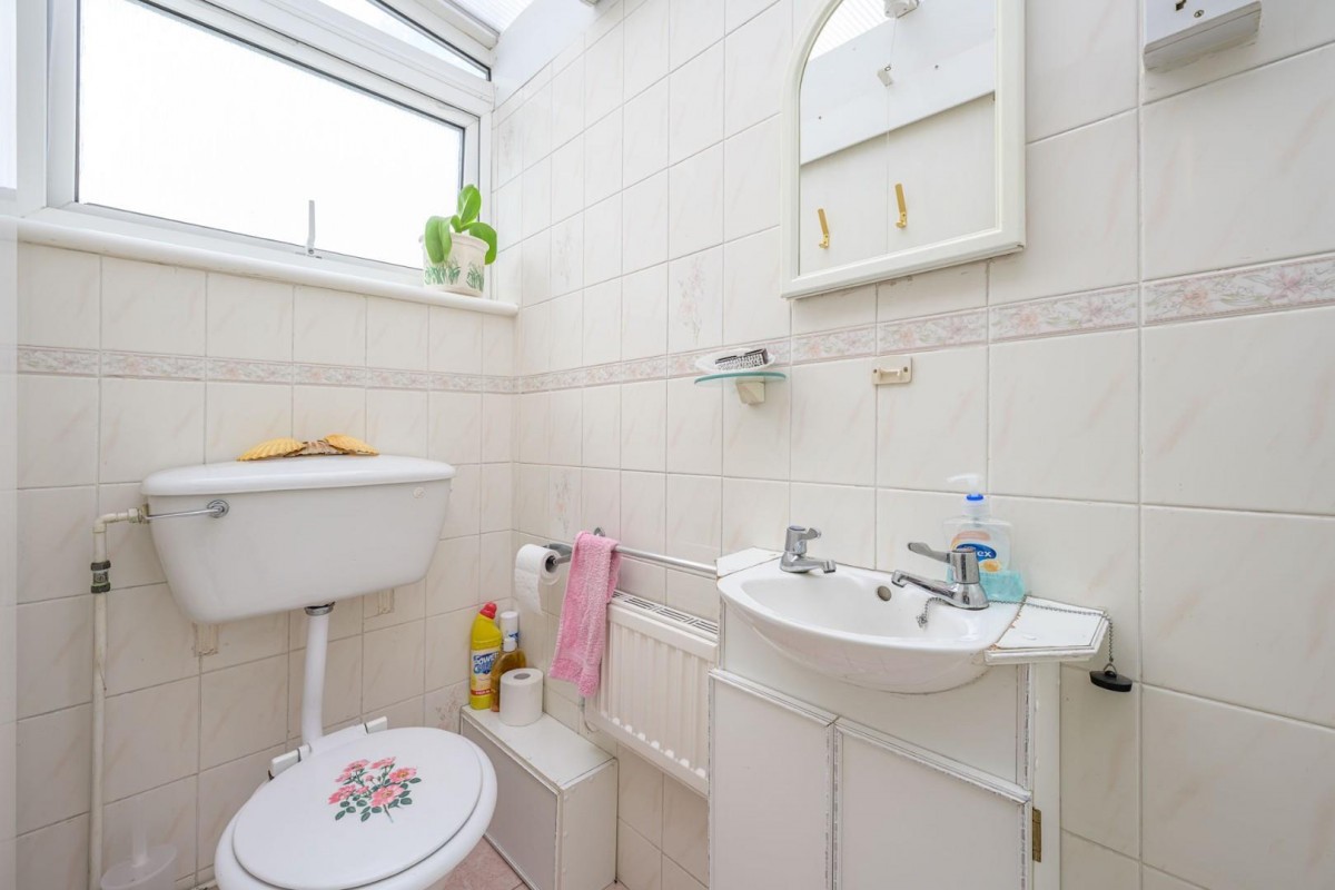 Sandyfields Road, Dudley