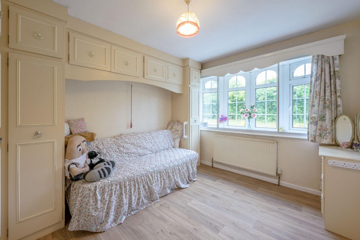 Sandyfields Road, Dudley