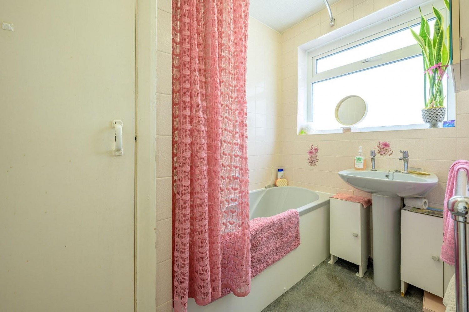 Sandyfields Road, Dudley