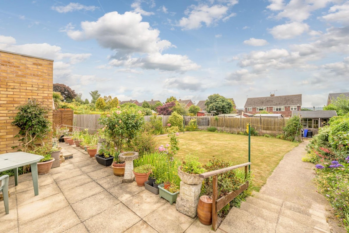 Sandyfields Road, Dudley