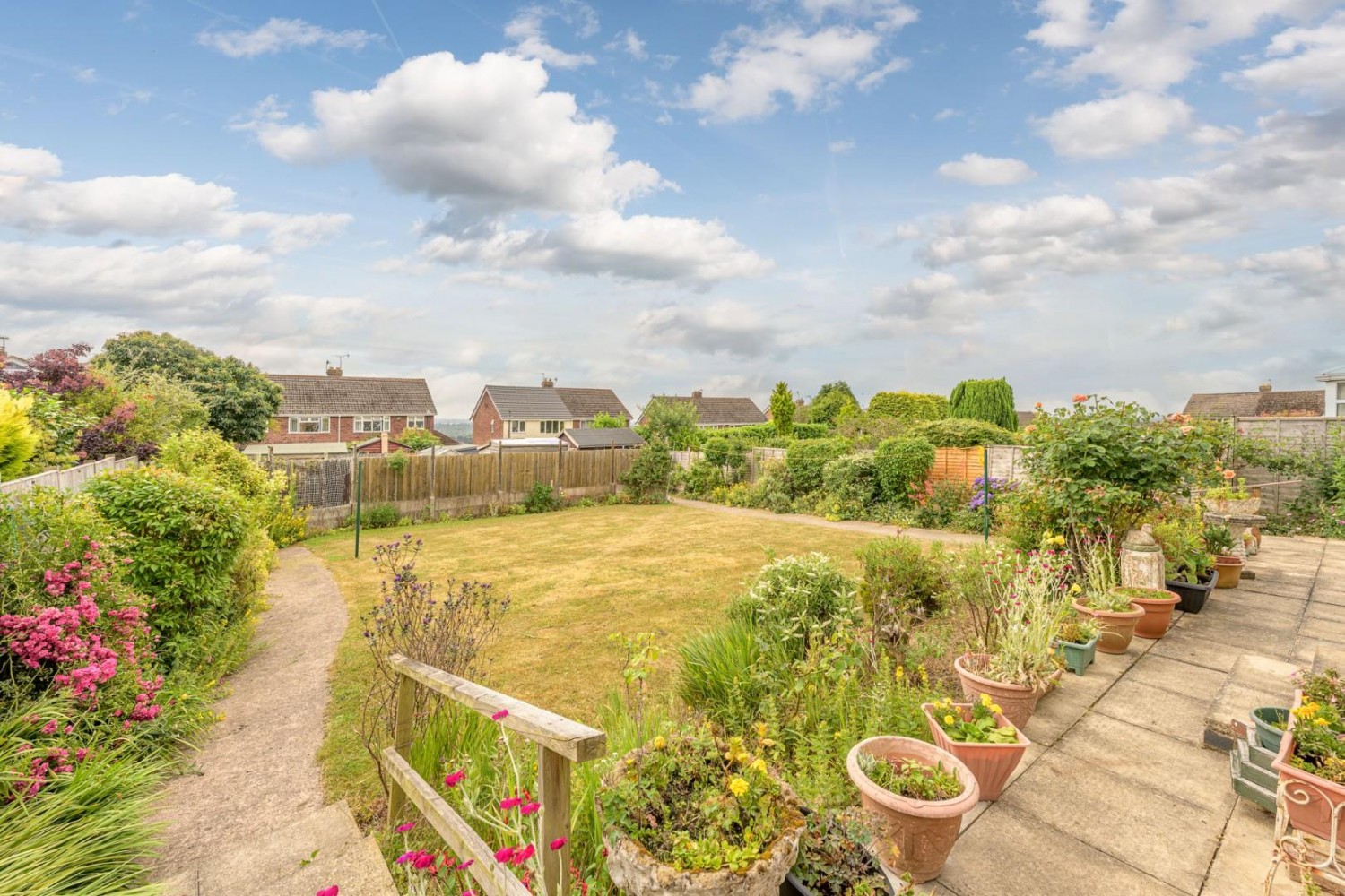 Sandyfields Road, Dudley