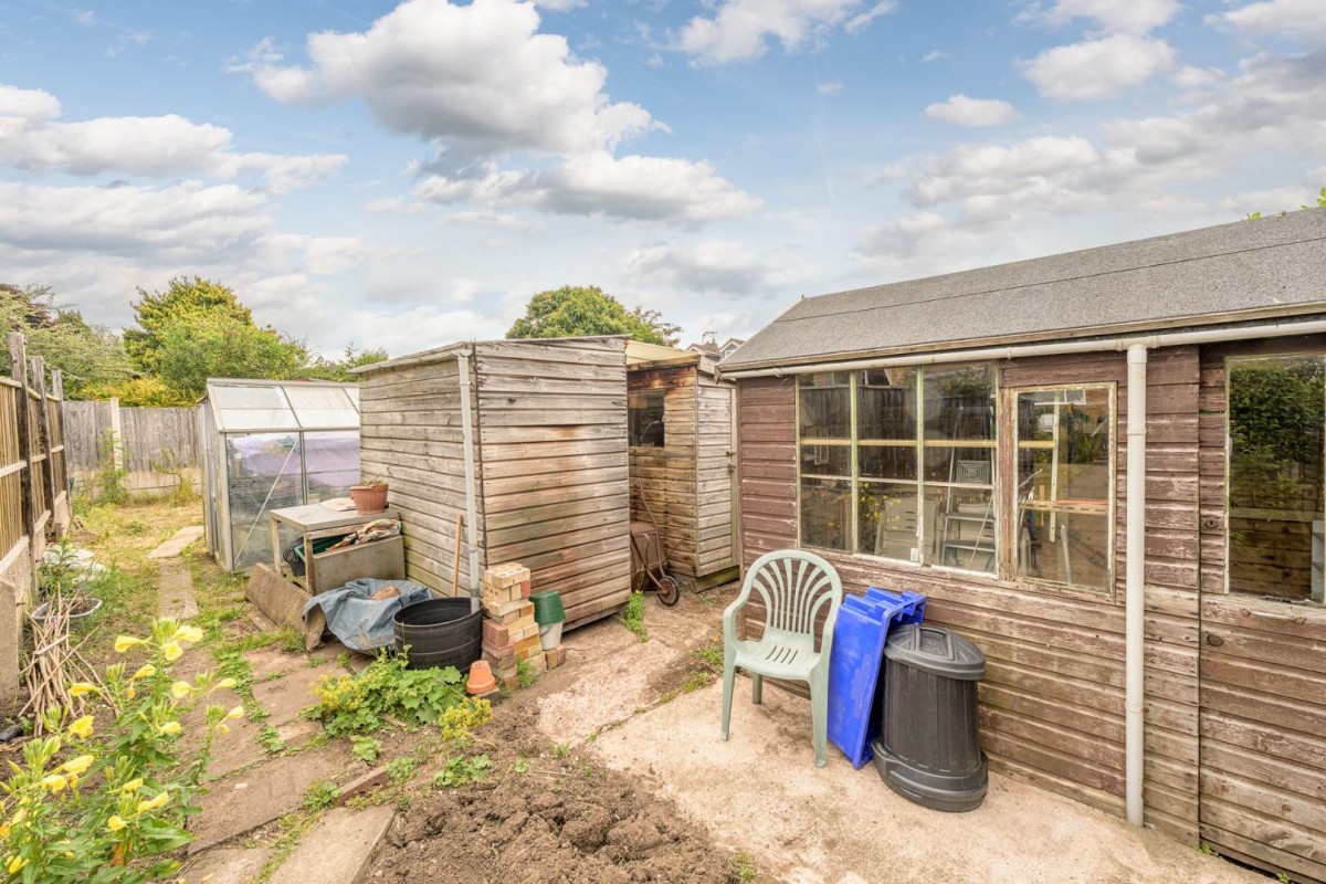 Sandyfields Road, Dudley