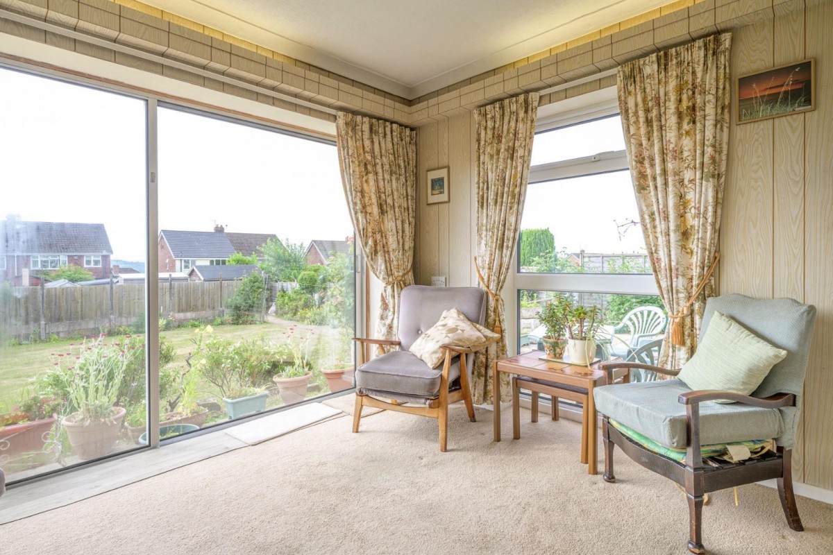 Sandyfields Road, Dudley