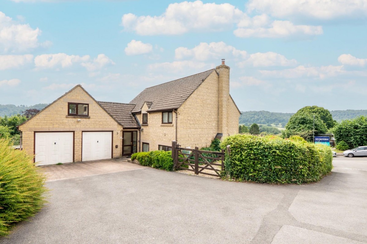 Weavers Drive, Uley, Dursley