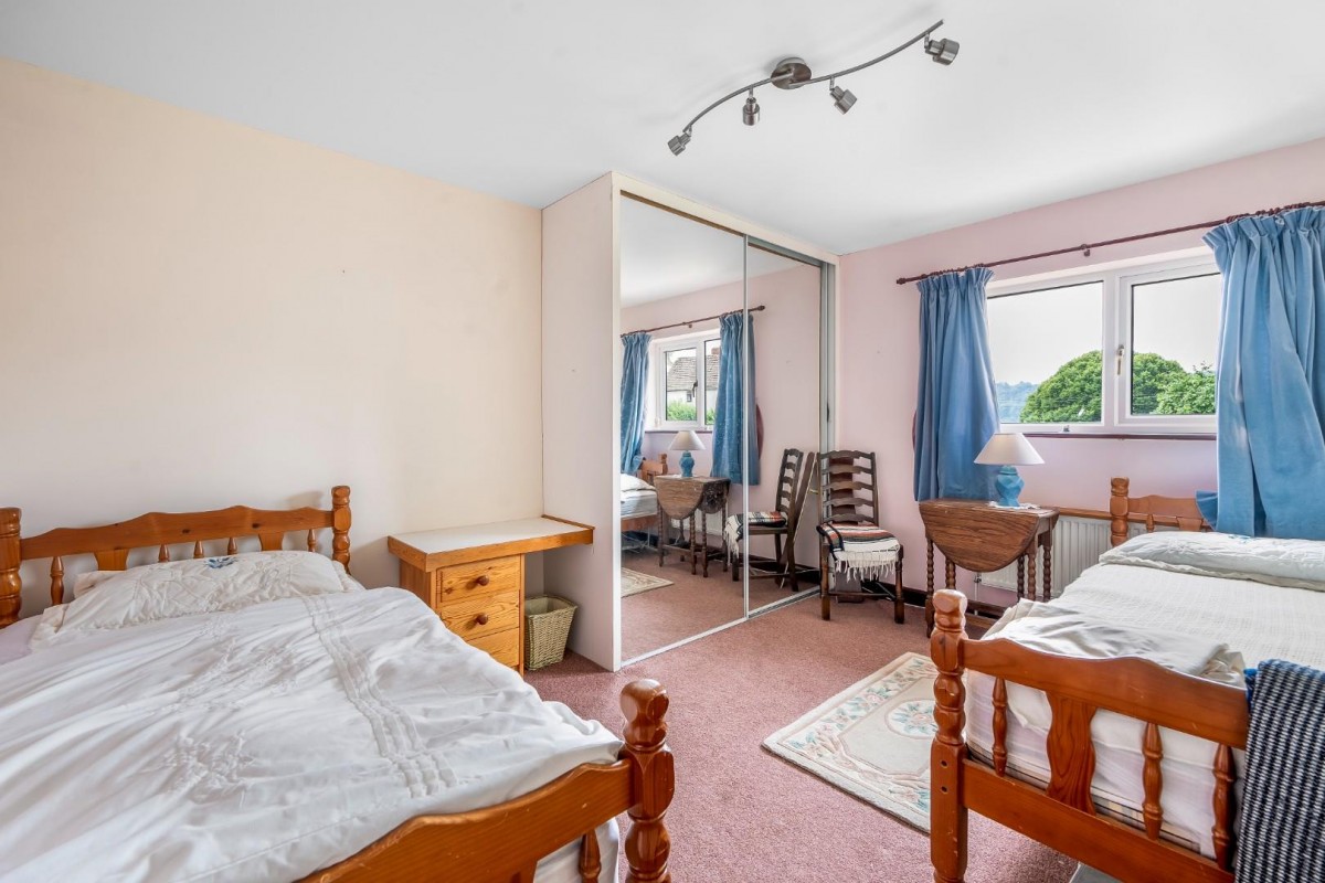 Weavers Drive, Uley, Dursley