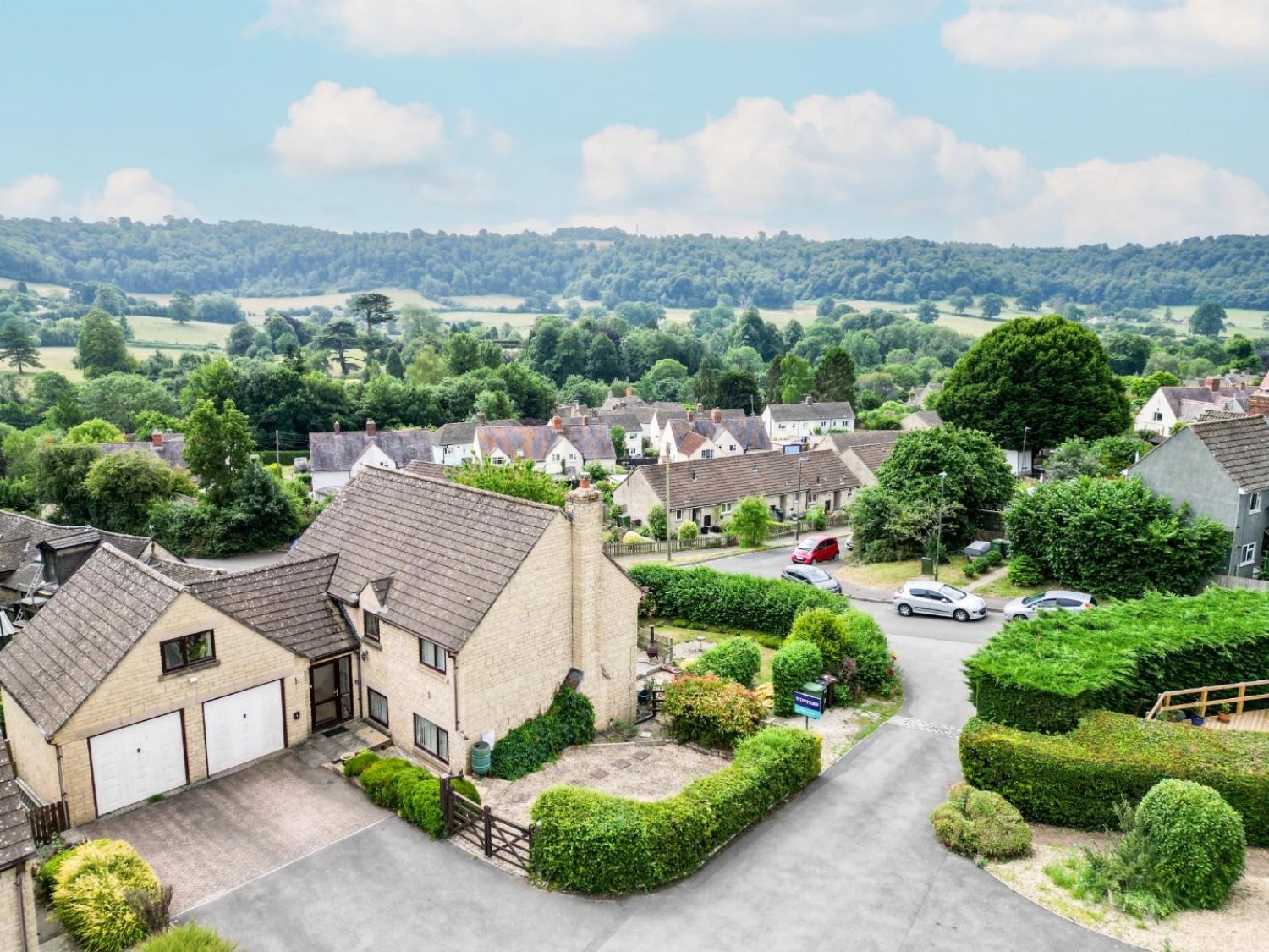Weavers Drive, Uley, Dursley