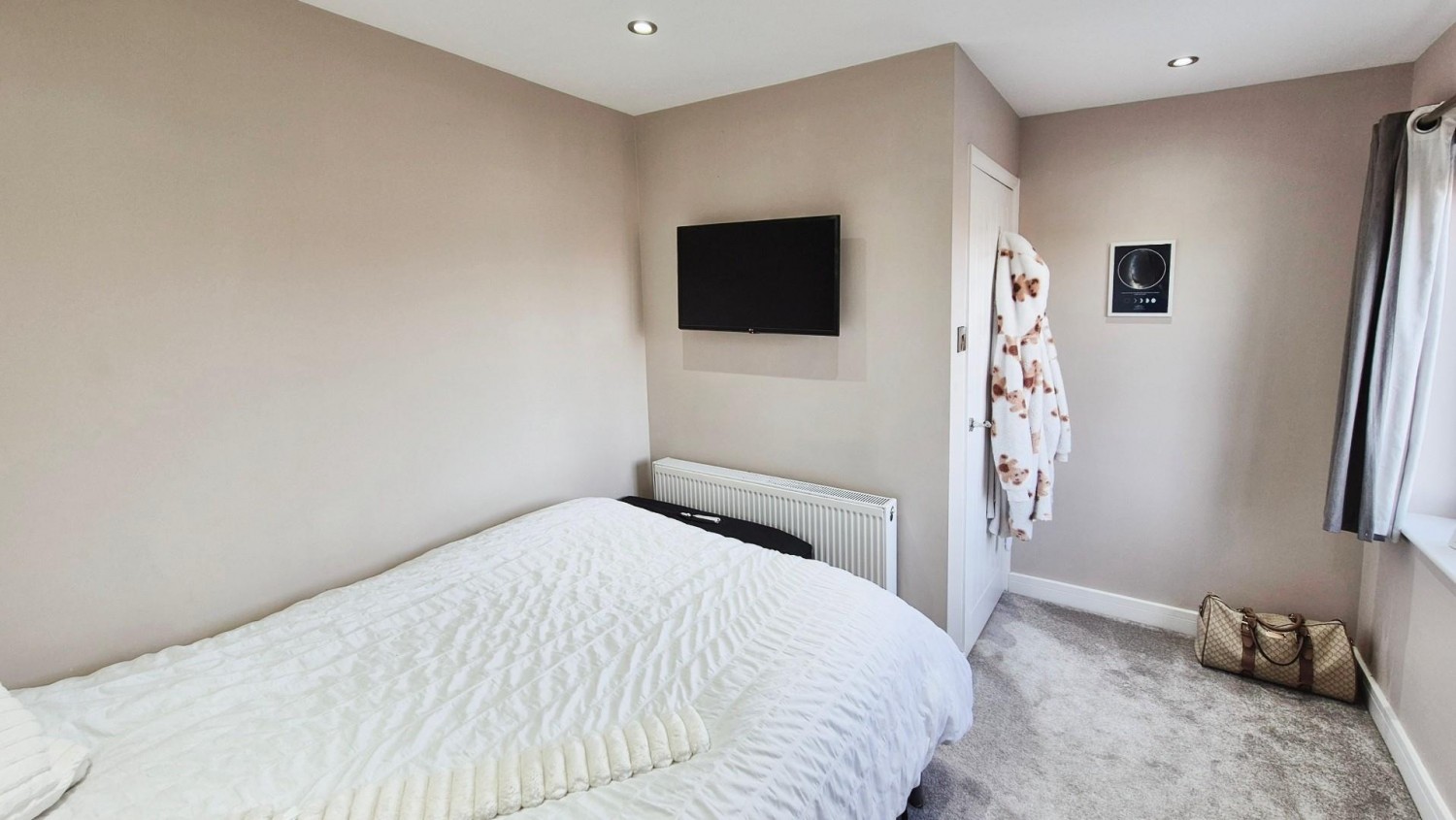 Victory Avenue, Burntwood, WS7 2AL