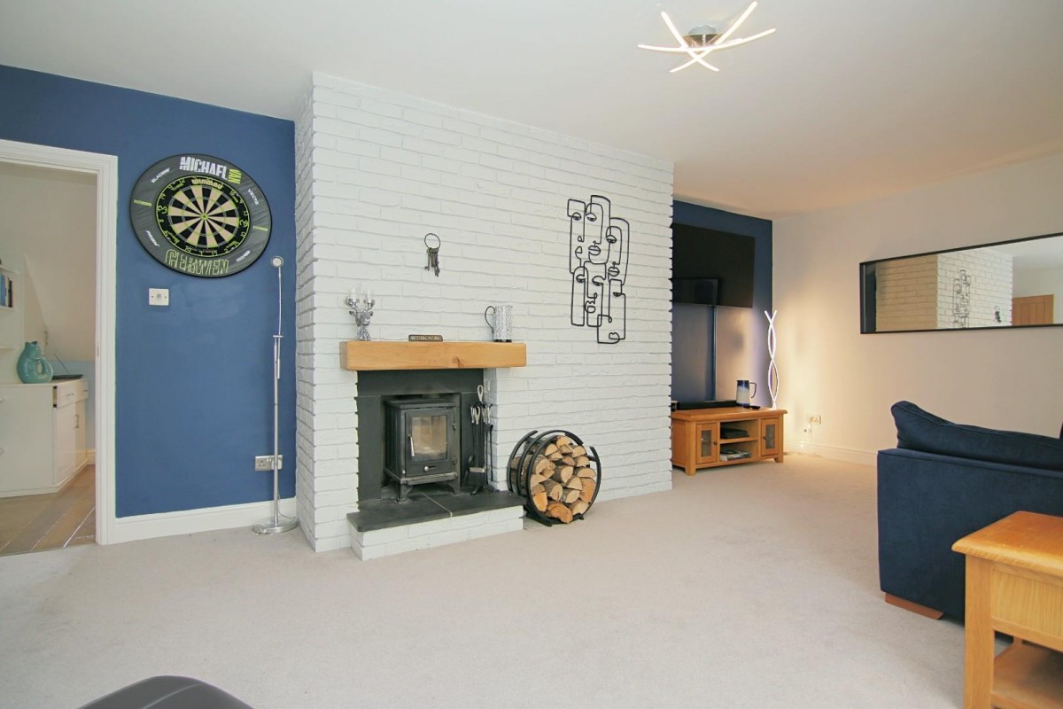 Wellstone Avenue, Bramley, LS13 4EE