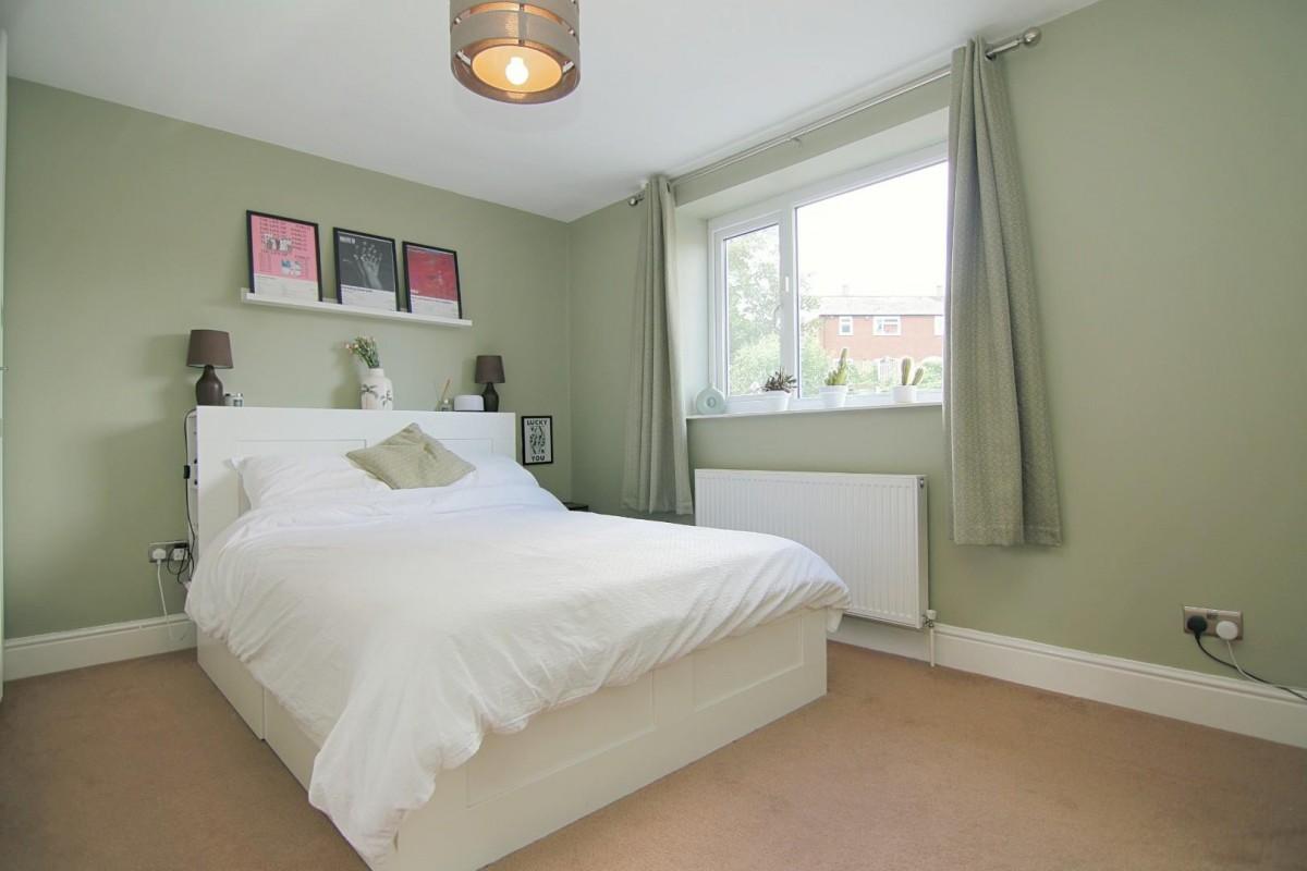 Wellstone Avenue, Bramley, LS13 4EE