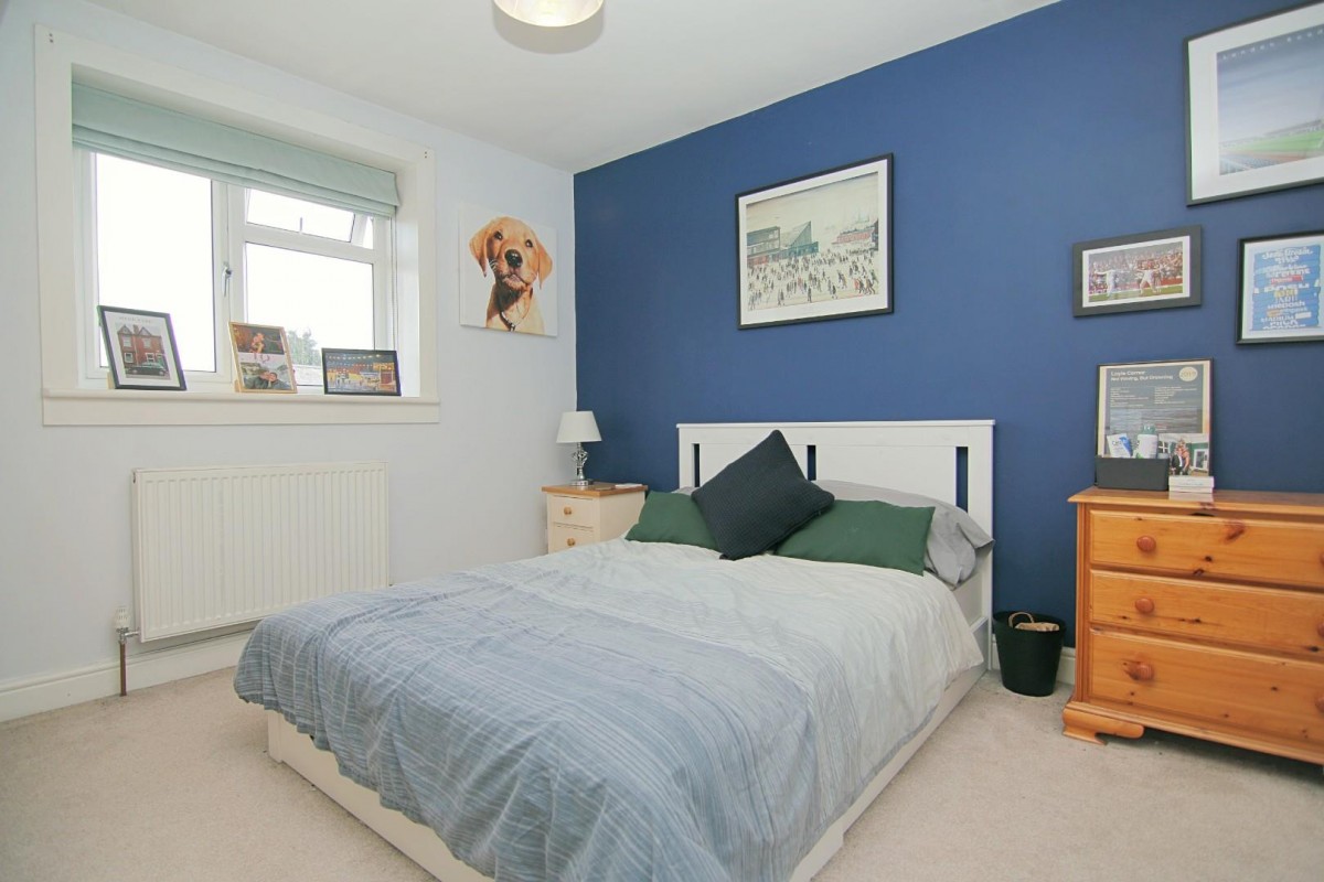 Wellstone Avenue, Bramley, LS13 4EE