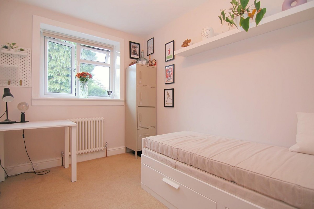 Wellstone Avenue, Bramley, LS13 4EE