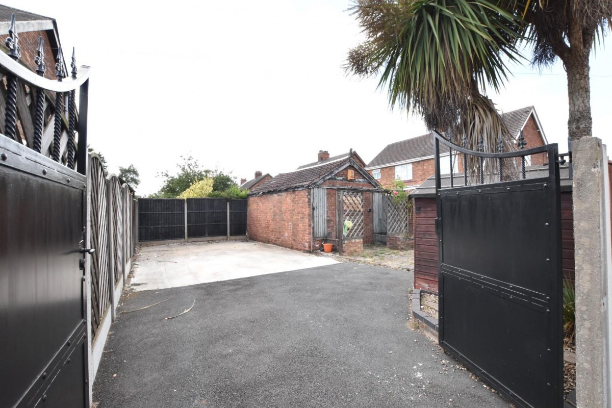 West Common Lane, Scunthorpe