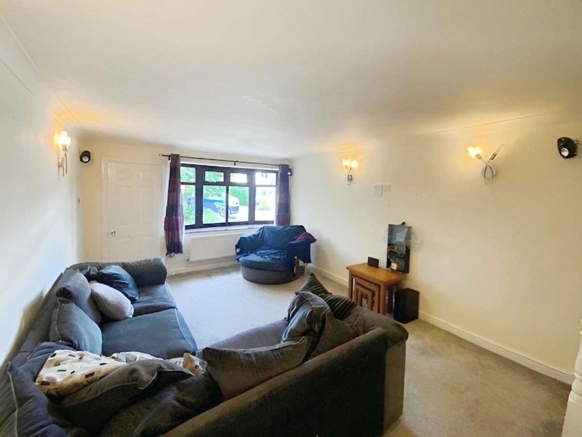 Lapwing Close, Stalybridge, Cheshire