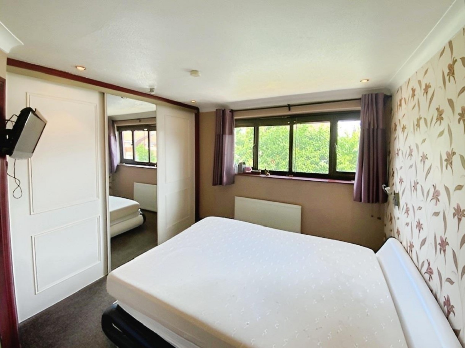 Lapwing Close, Stalybridge, Cheshire