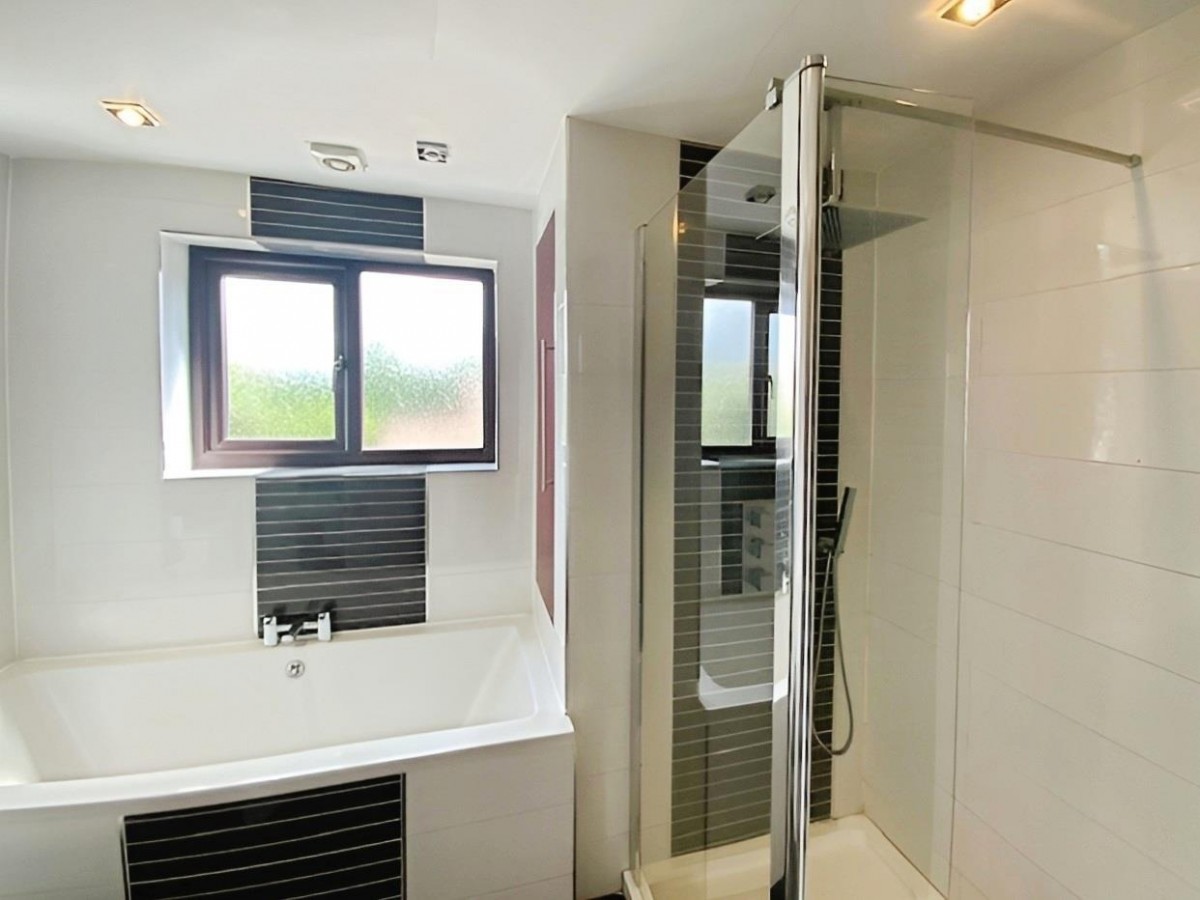 Lapwing Close, Stalybridge, Cheshire