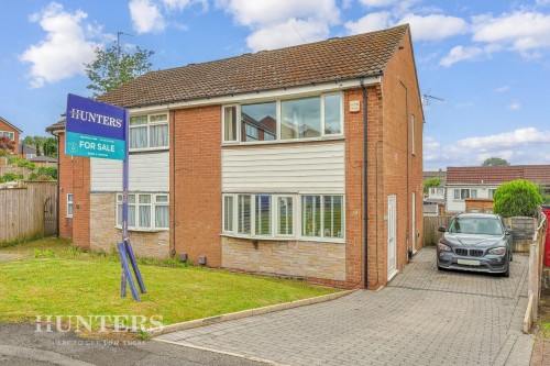Abbey Drive, Smithy Bridge, OL15 0NA