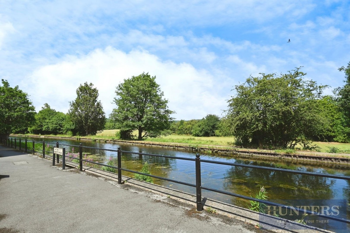 Navigation Drive, Bradford