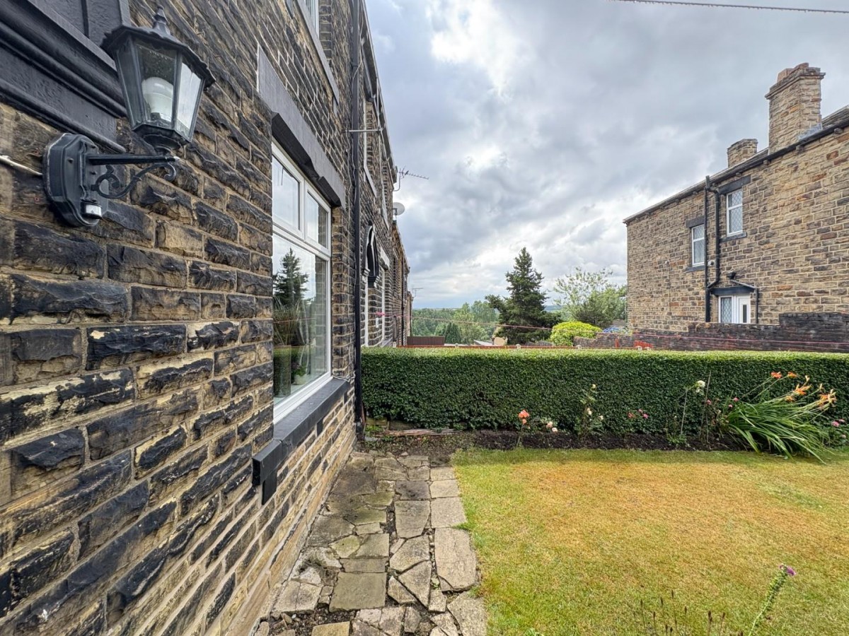 Chatsworth Terrace, Earlsheaton, Dewsbury