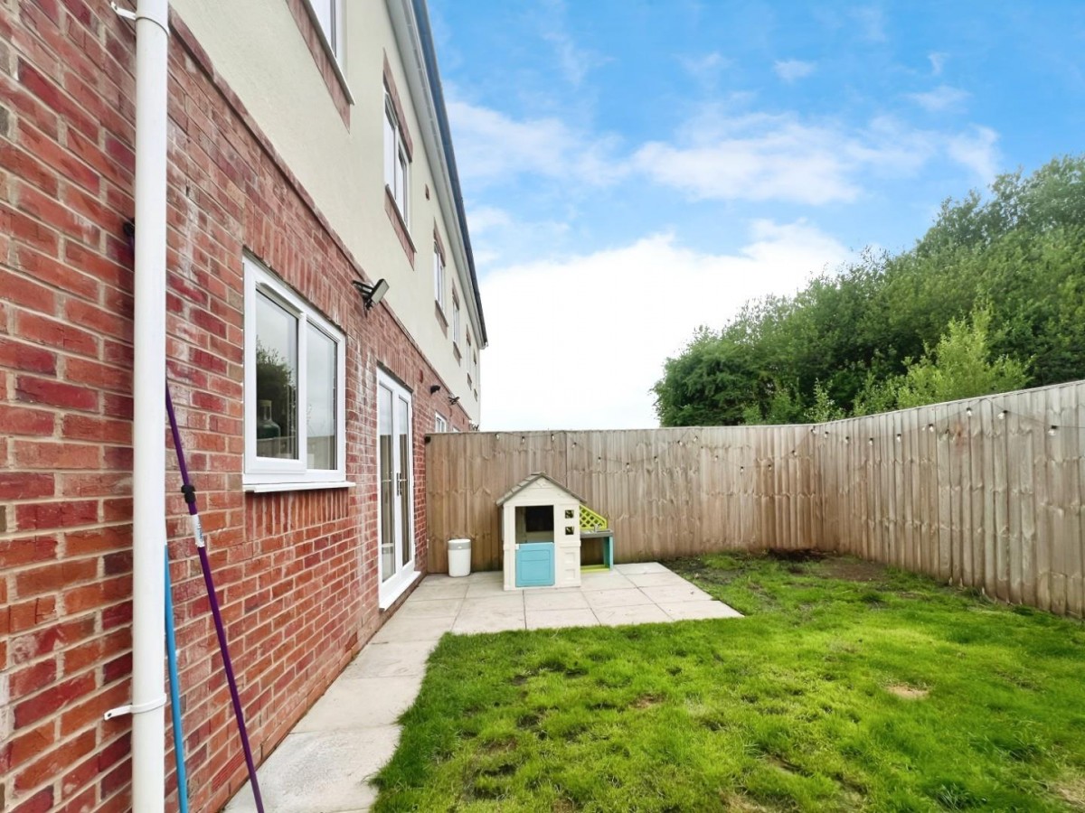 Bramblemead, Leigh, WN7 5GH