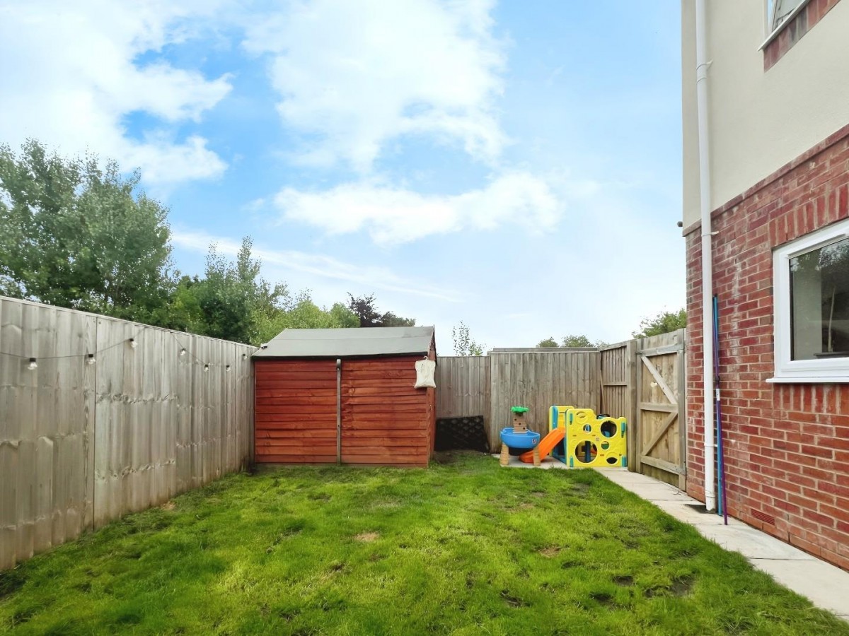 Bramblemead, Leigh, WN7 5GH