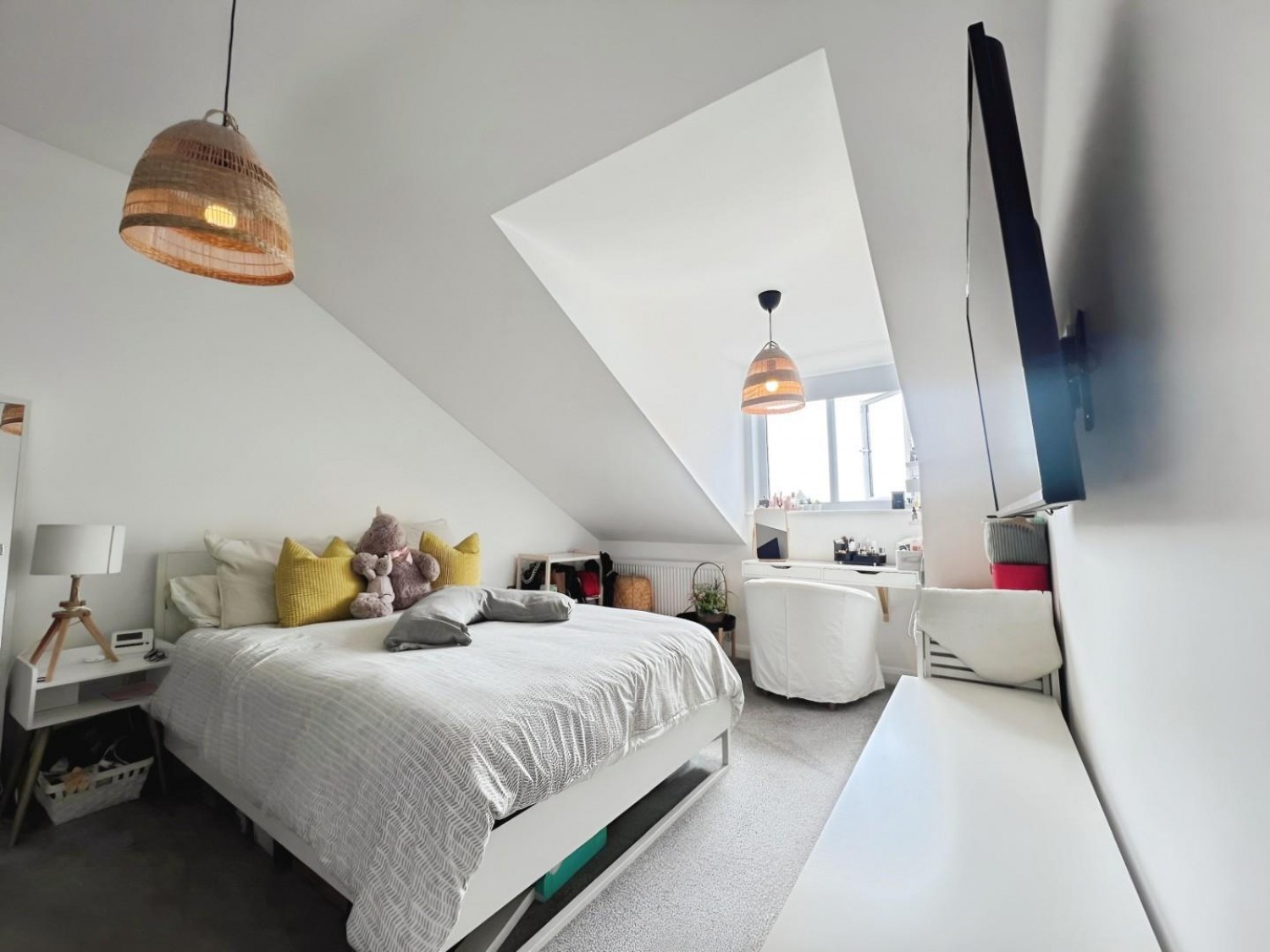 Bramblemead, Leigh, WN7 5GH