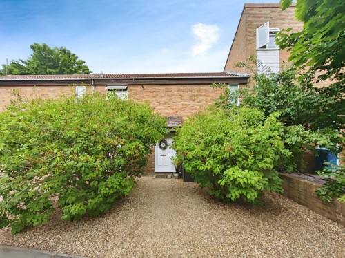 Dalcross, Bracknell