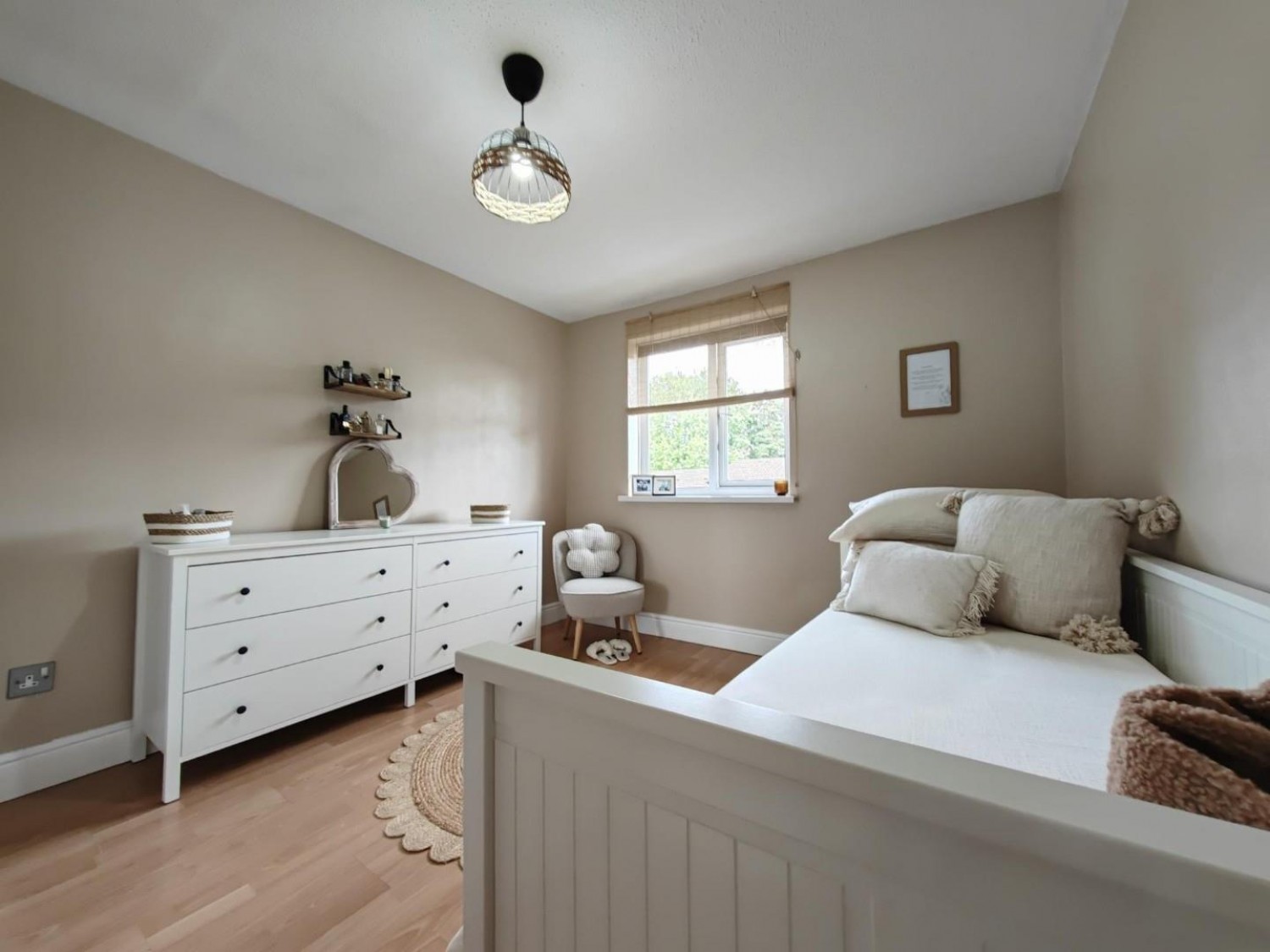 Dalcross, Bracknell