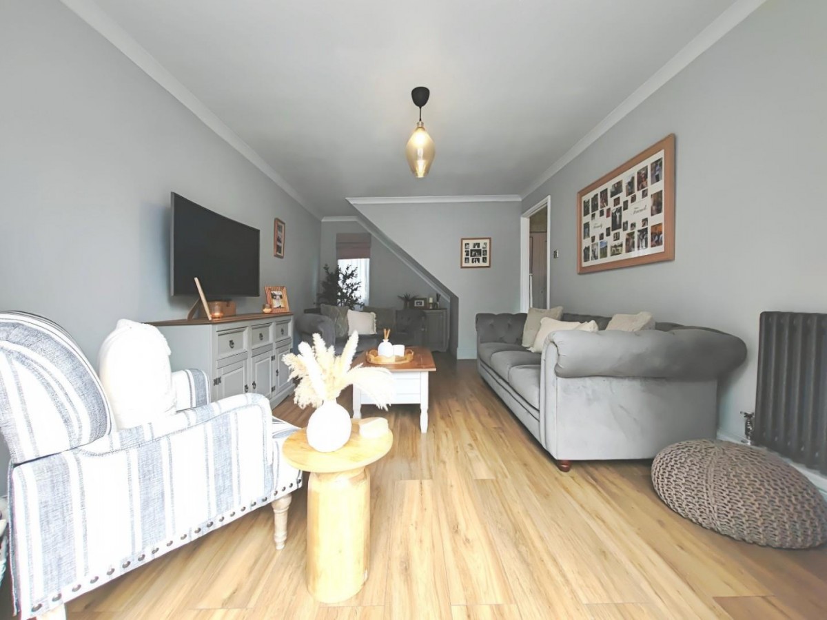 Dalcross, Bracknell
