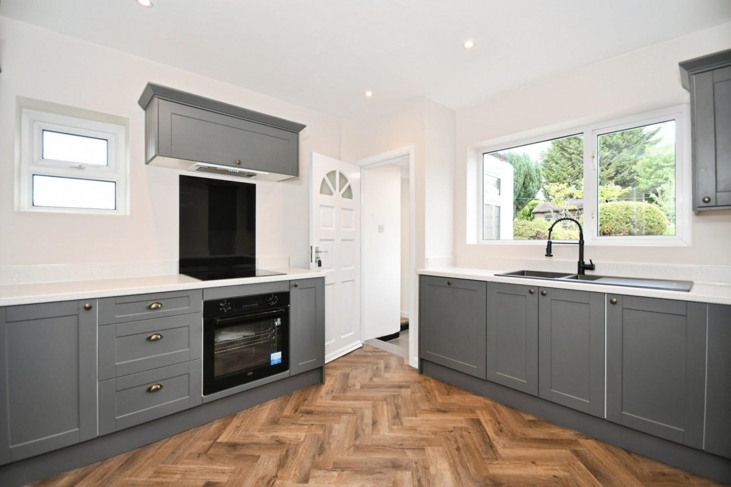 Boythorpe Road, Boythorpe, Chesterfield, S40 2NB