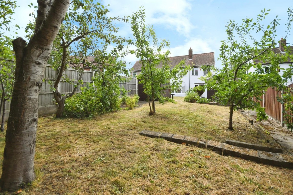 Boythorpe Road, Boythorpe, Chesterfield, S40 2NB