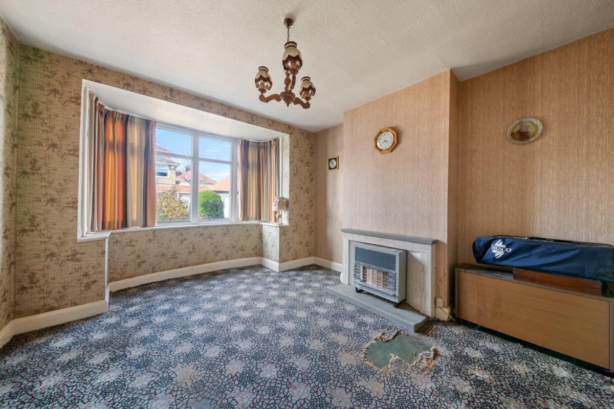 Hughes Road, Hayes, UB3 3AP