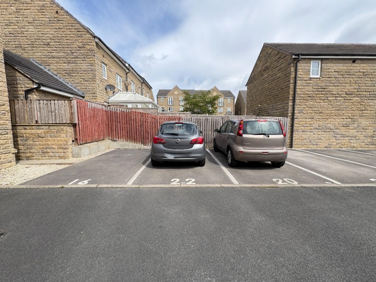 Highfield Chase, Dewsbury, West Yorkshire