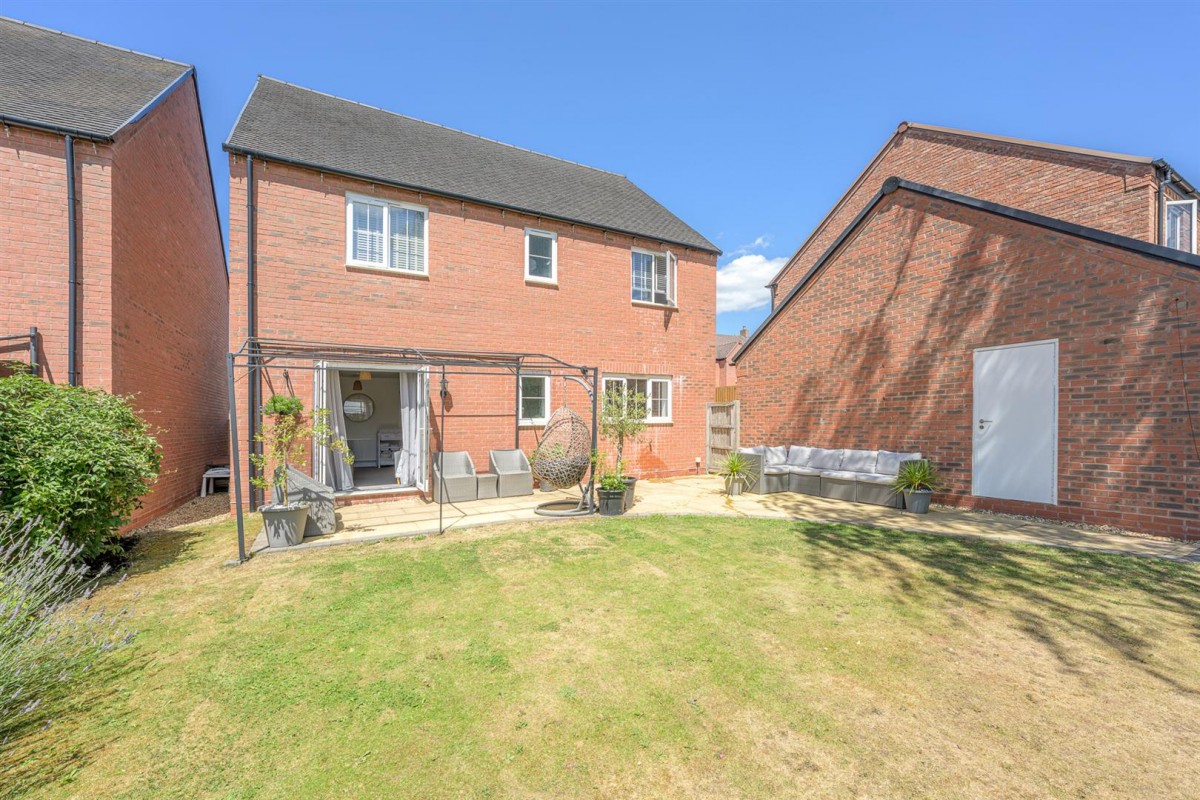 Kirkpatrick Drive, Wordsley, DY8 5TG