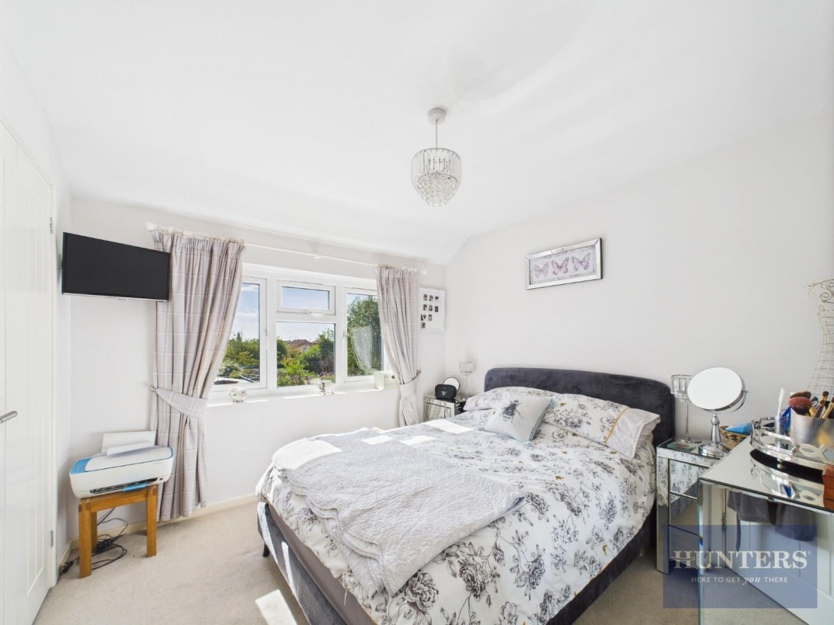 Lichfield Drive, Cheltenham