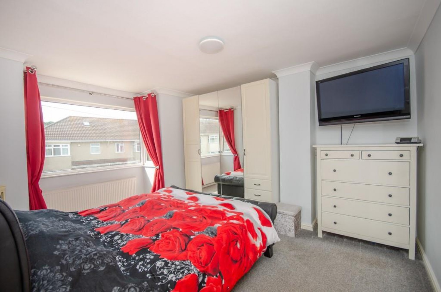 Springfield Avenue, Mangotsfield, Bristol, BS16 9BL