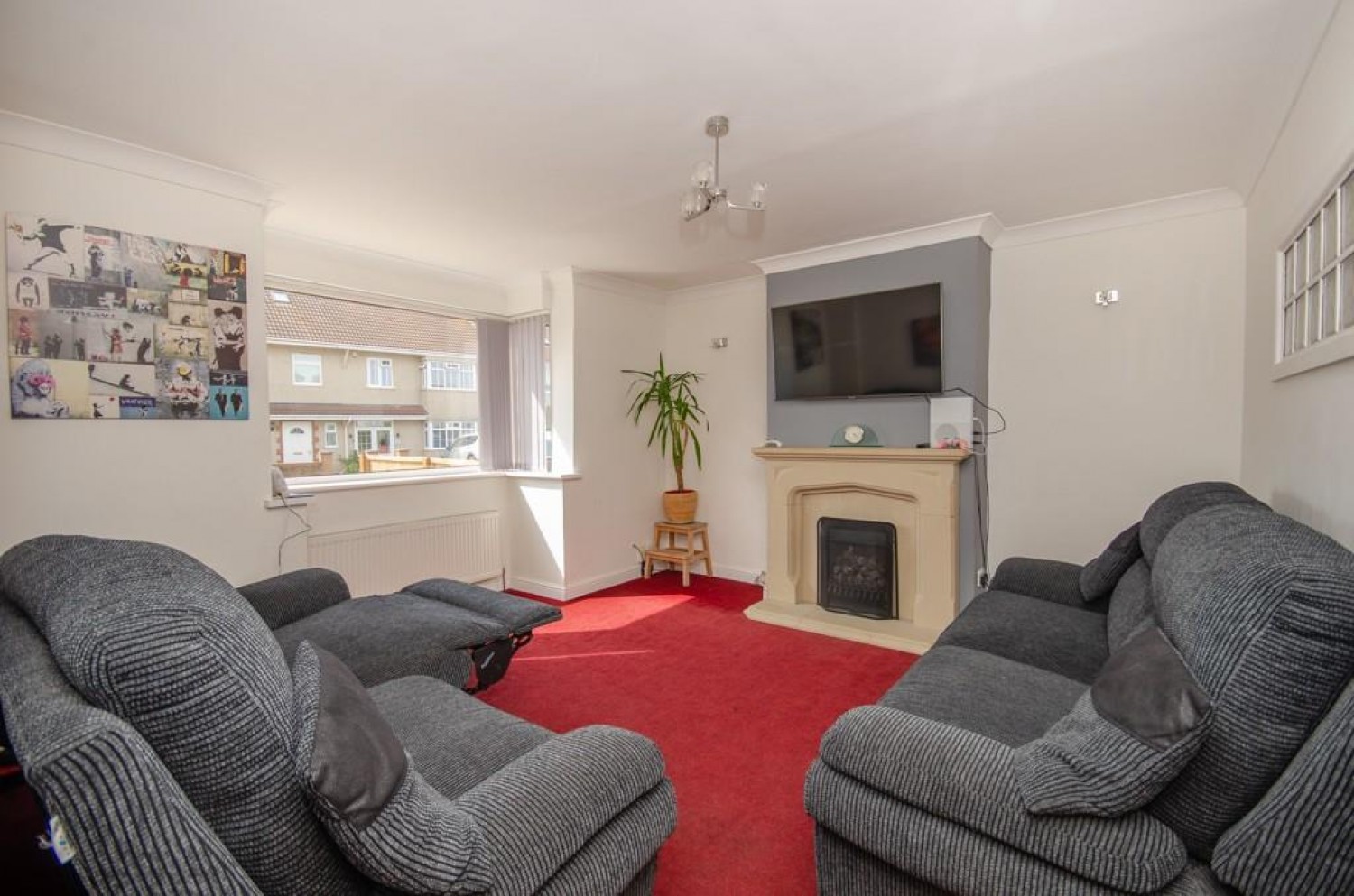 Springfield Avenue, Mangotsfield, Bristol, BS16 9BL