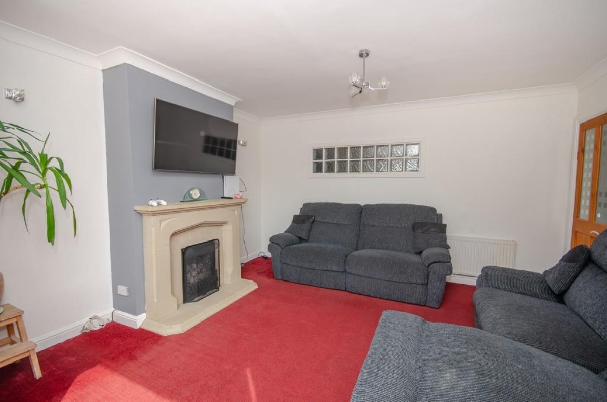Springfield Avenue, Mangotsfield, Bristol, BS16 9BL