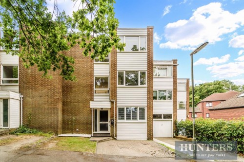 Barrow Hill Close, Worcester Park