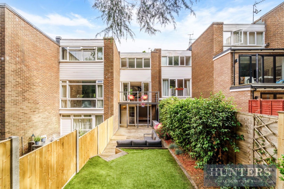 Barrow Hill Close, Worcester Park