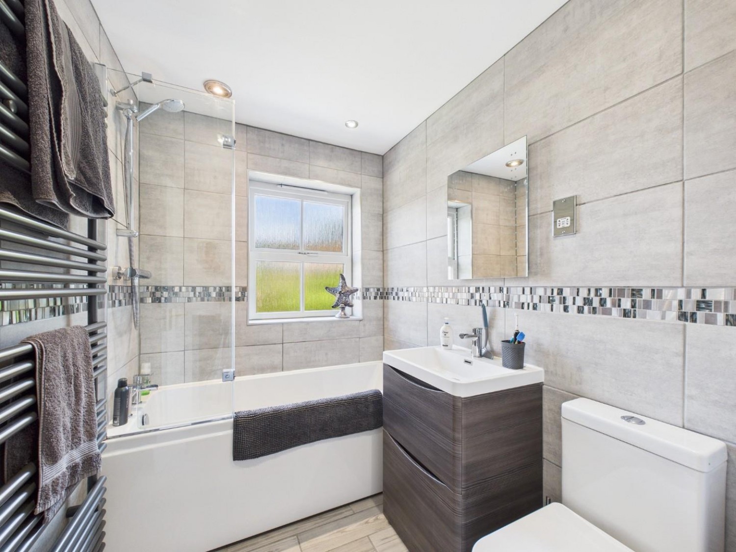 Whinney Brow, Cote Farm