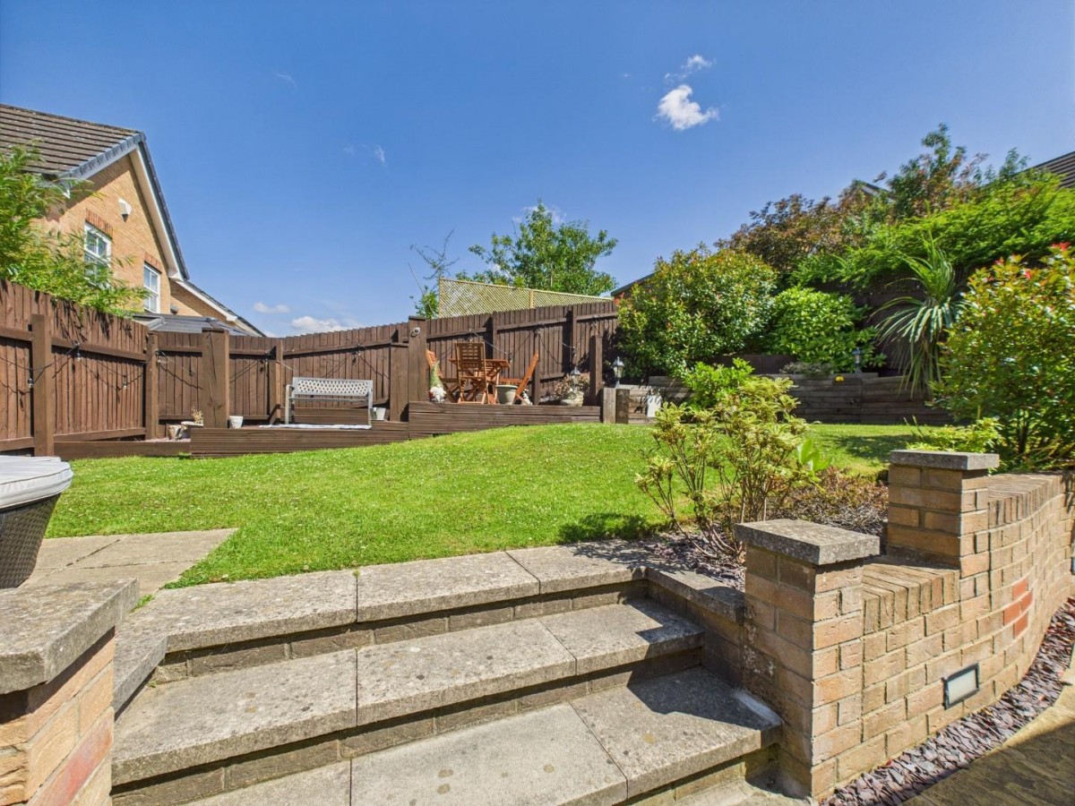 Whinney Brow, Cote Farm