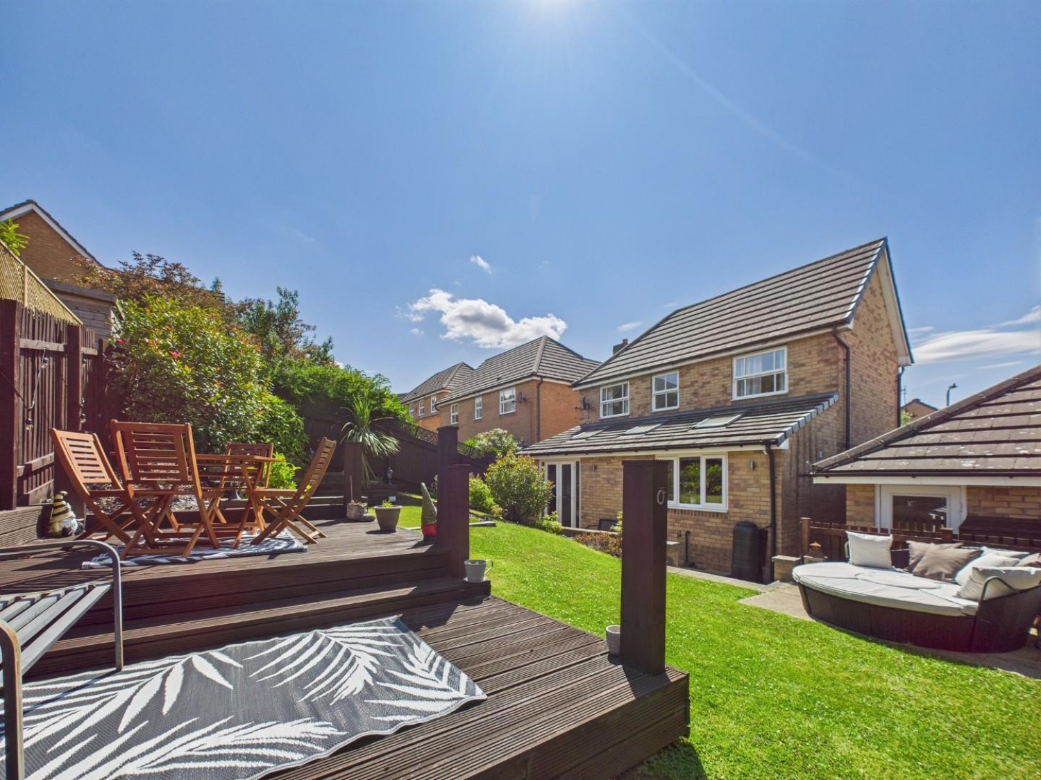 Whinney Brow, Cote Farm