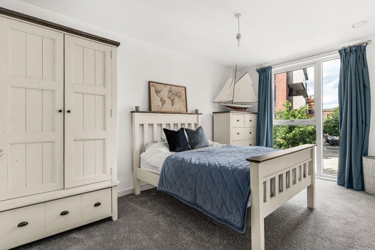 Edmund Street, London, SE5