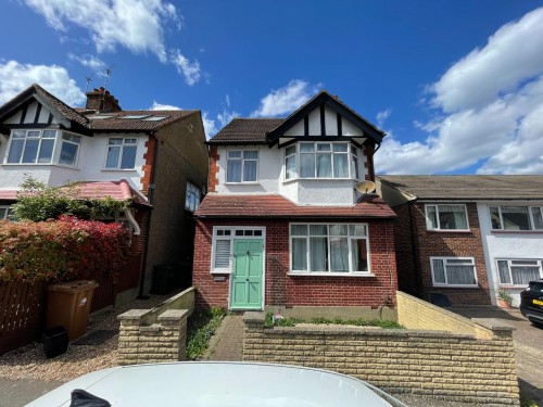 St. Philips Avenue, Worcester Park