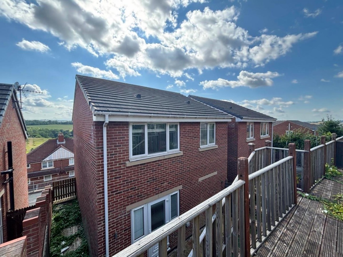 Worsbrough Road, Blacker Hill, Barnsley